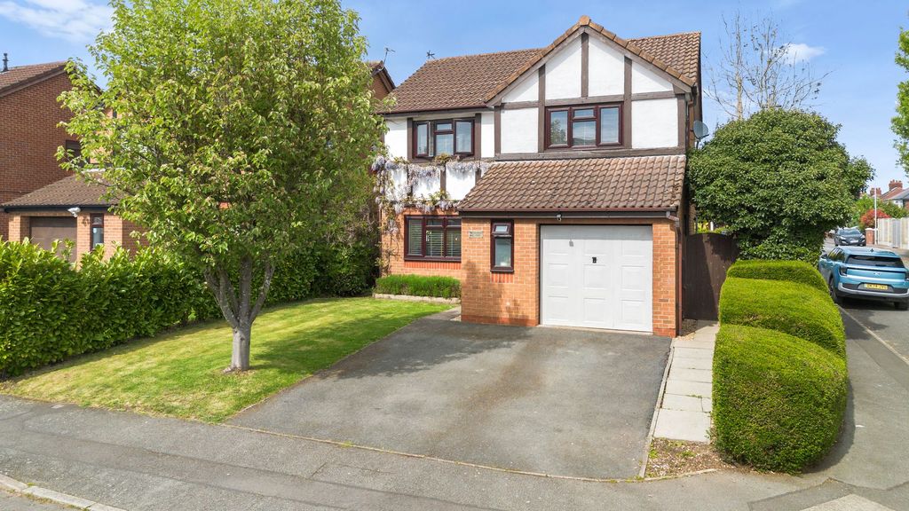 Property photo 1 of 35