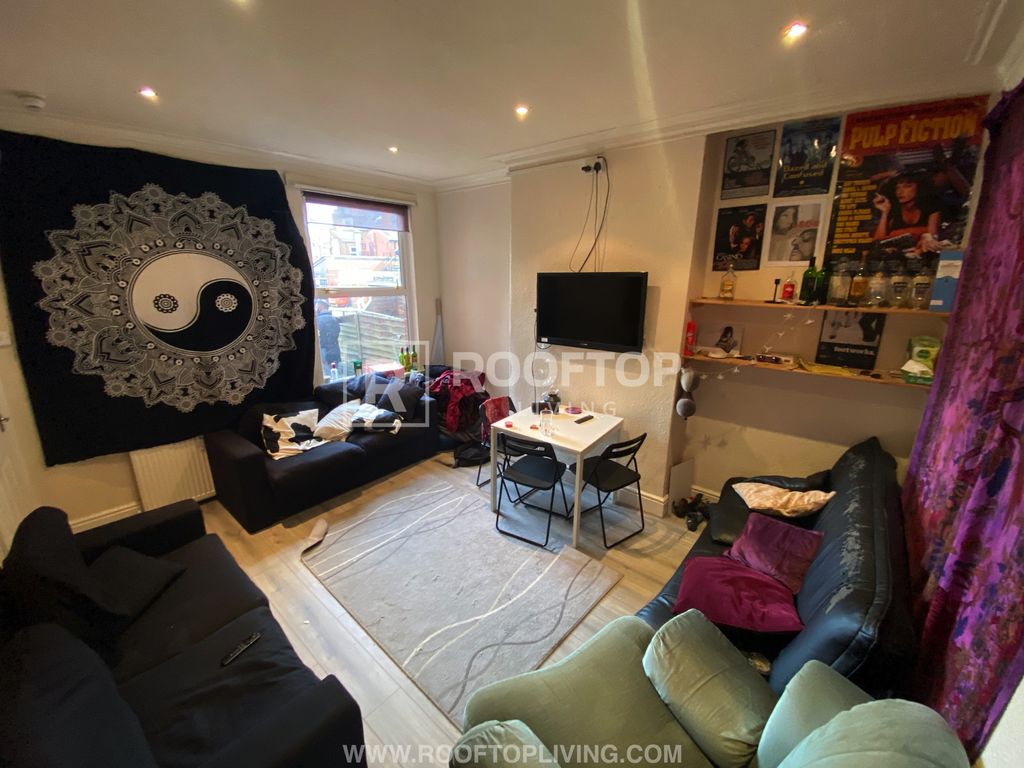 Property photo 2 of 19 Property Photo