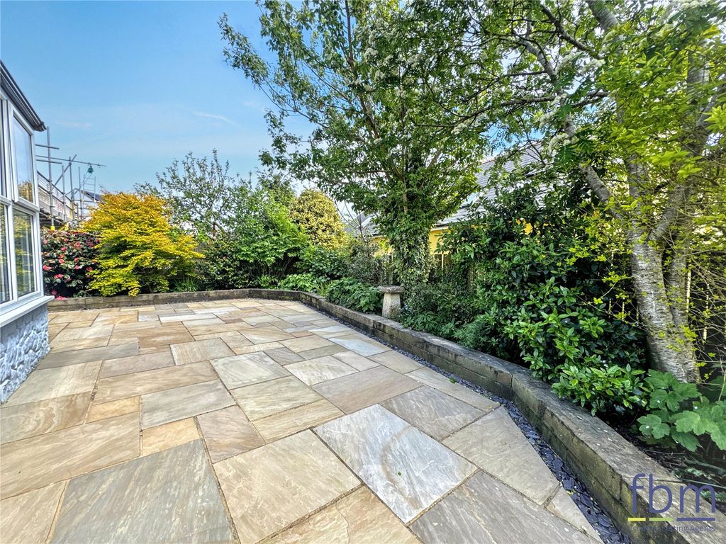 Property photo 3 of 18 Picture No. 16