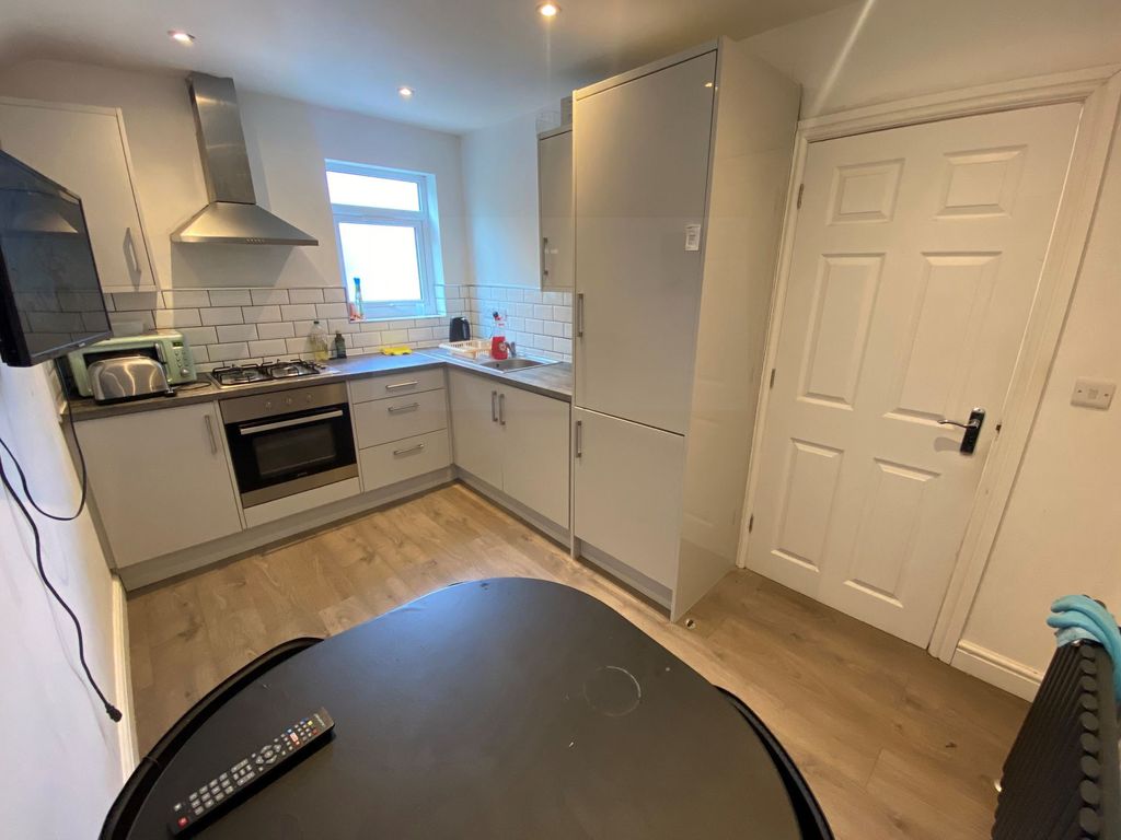 Property photo 1 of 4 Photo 2