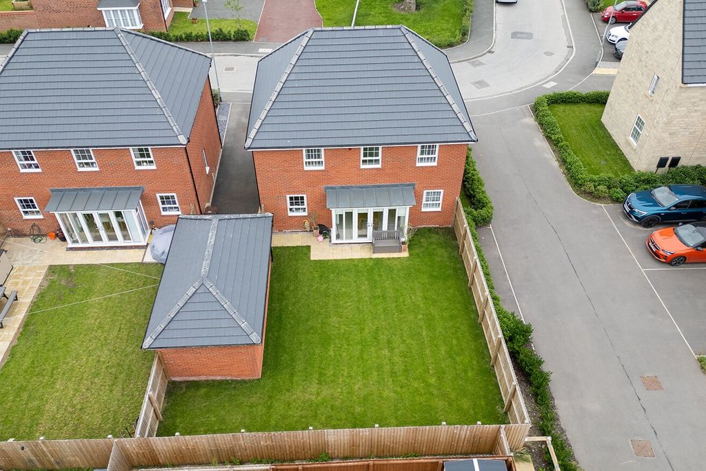 Property photo 2 of 24 4073105