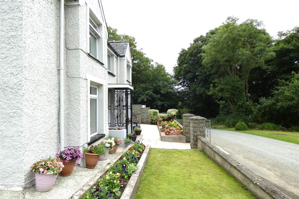 Property photo 3 of 17 Accommodation