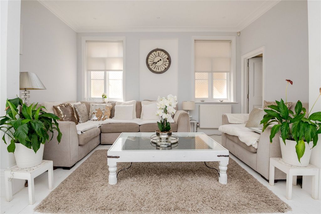 Property photo 3 of 34 Picture No. 6