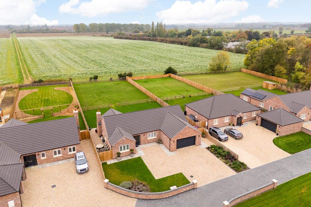 Property photo 1 of 19 29