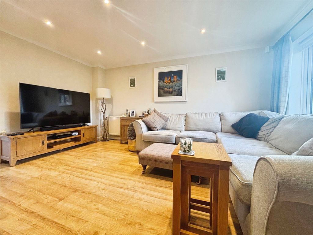 Property photo 3 of 13 Picture No. 08