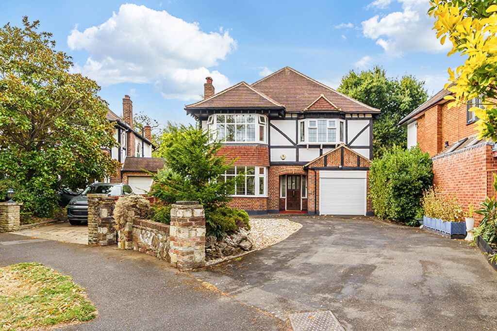 Property photo 1 of 12