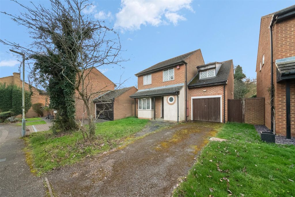 Property photo 1 of 16