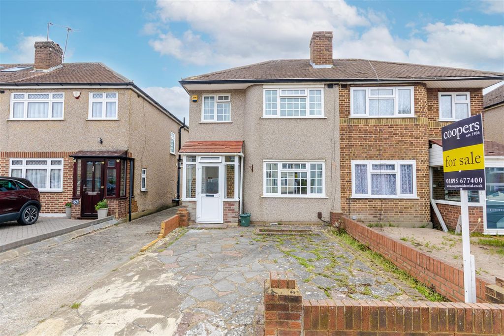Property photo 1 of 16