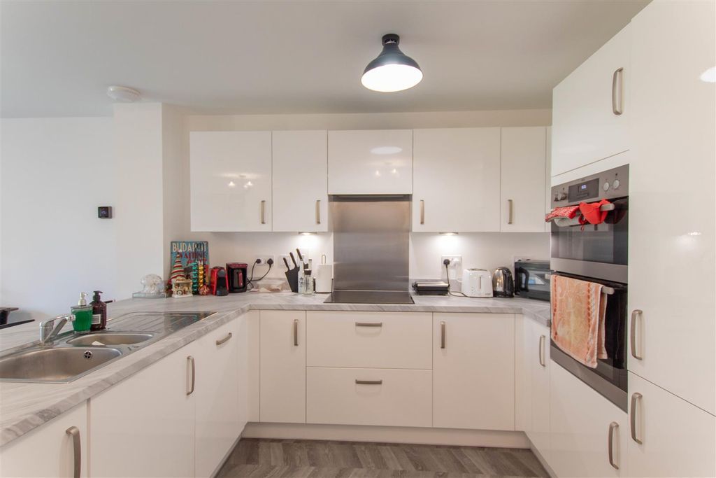 Property photo 3 of 11 Img_2289.Jpg