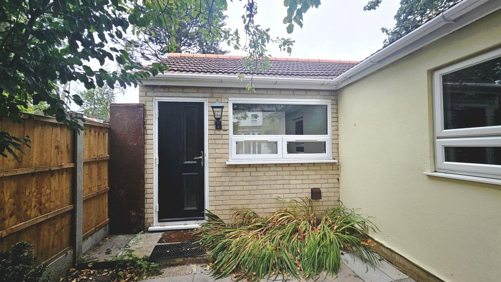 Property photo 2 of 9 Xchan-001977-P-W-6Z70Y35R5.Jpg