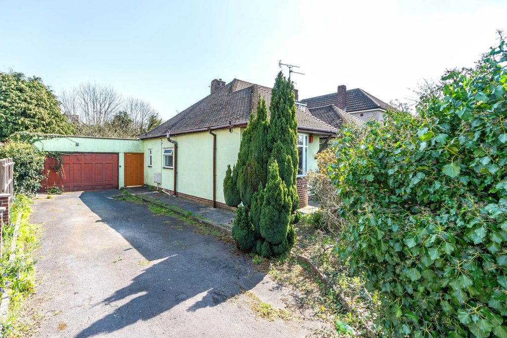 Property photo 3 of 25 2