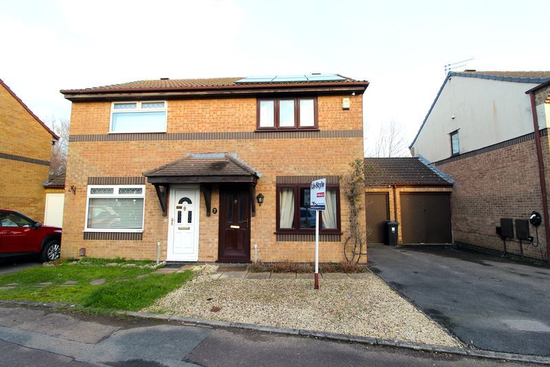 Property photo 1 of 8 Front Of House