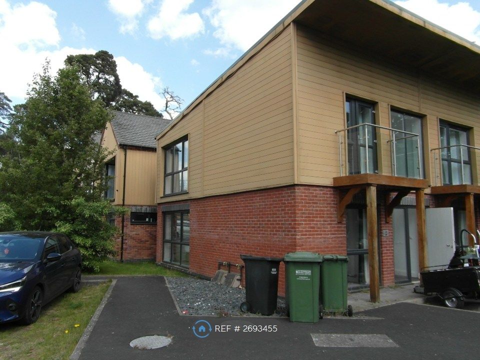 Property photo 1 of 5