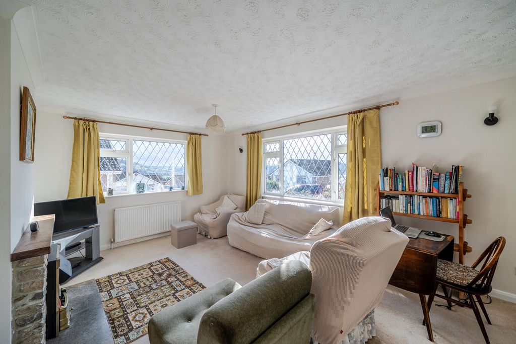 Property photo 2 of 21 1535976-5-6Ad5Ea3...