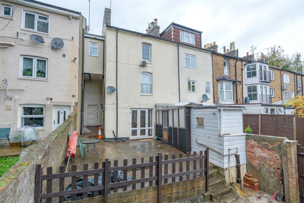 Property photo 3 of 15