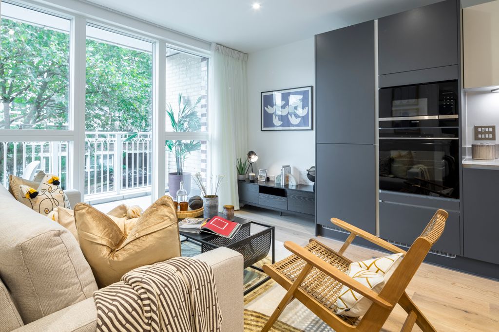 Property photo 3 of 8 24.10.16 Cside Verdica 24.10.16 Cside Verdica 2 Bed Apt  -35-Hdr.Jpg