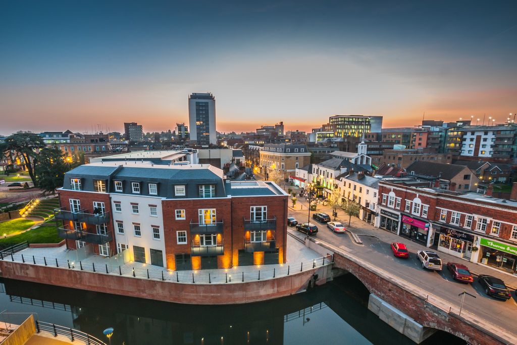 Property photo 1 of 12