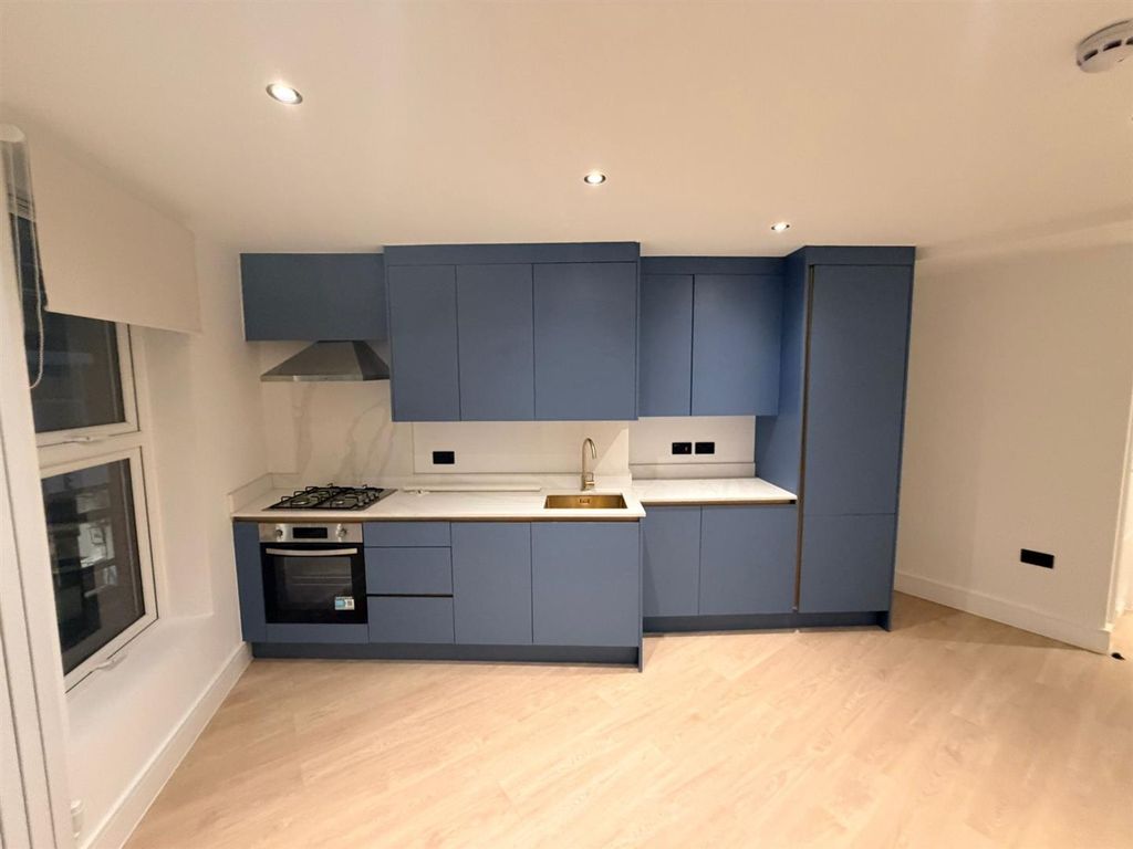 Property photo 1 of 6 Flat 2 Bexley Ll.Jpg