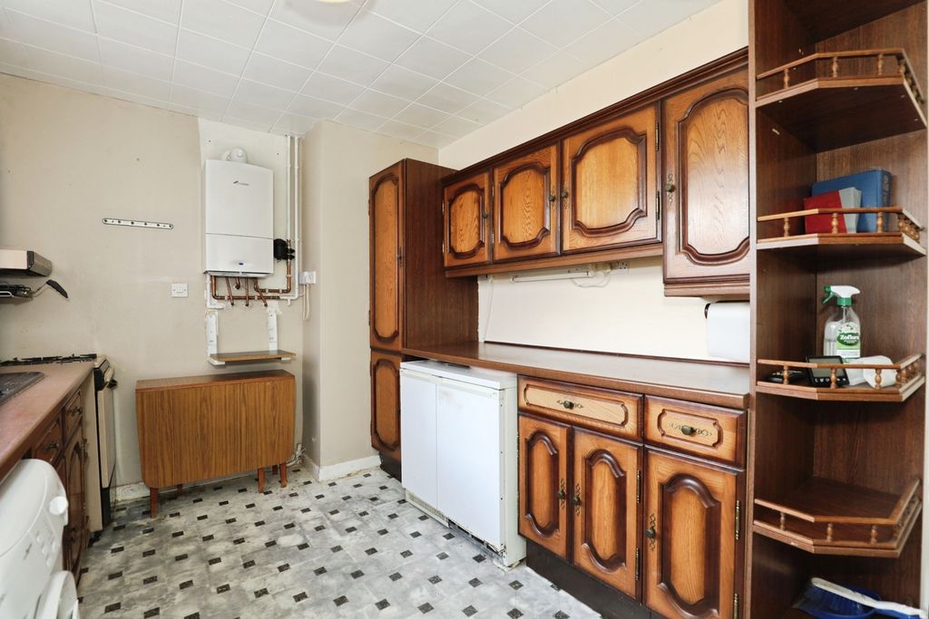 Property photo 3 of 19 Pbox-Img.Jpg