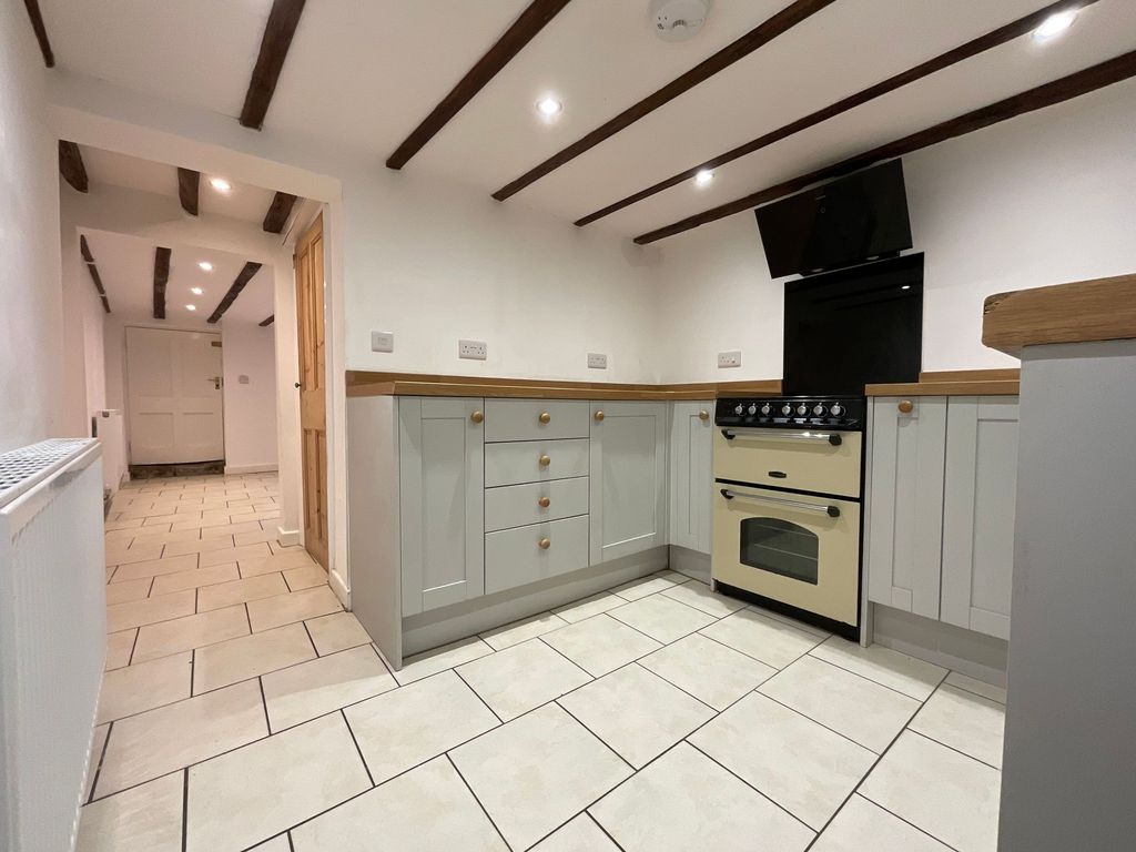 Property photo 3 of 23