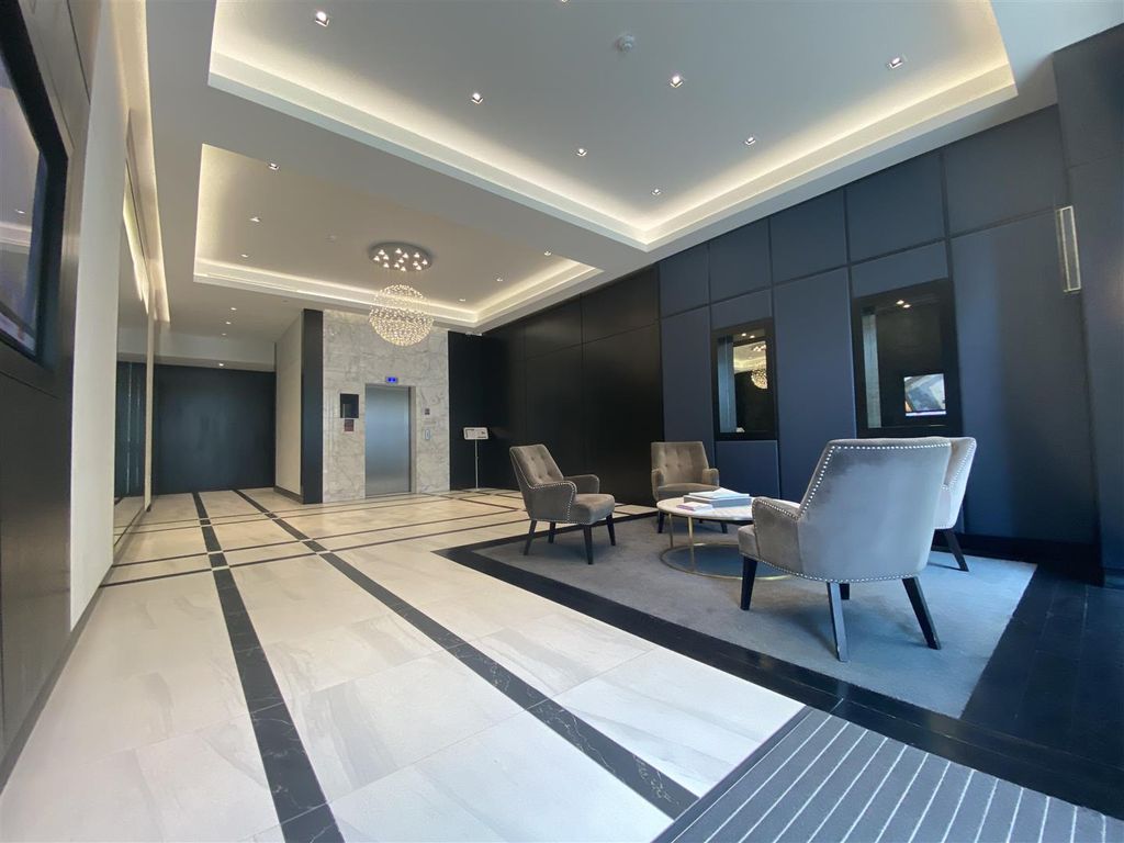 Property photo 2 of 7 Reception