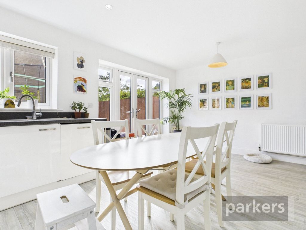 Property photo 2 of 25 Kitchen/Diner