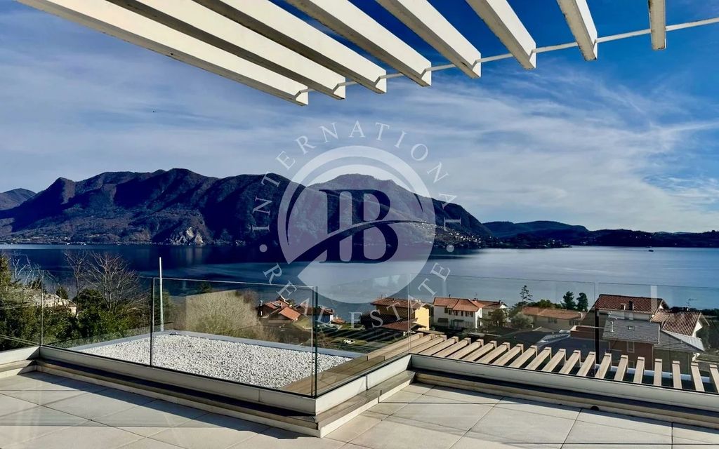 Property photo 2 of 24