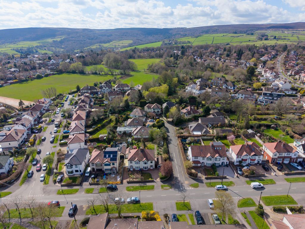 Property photo 2 of 32 Close To The Countryside