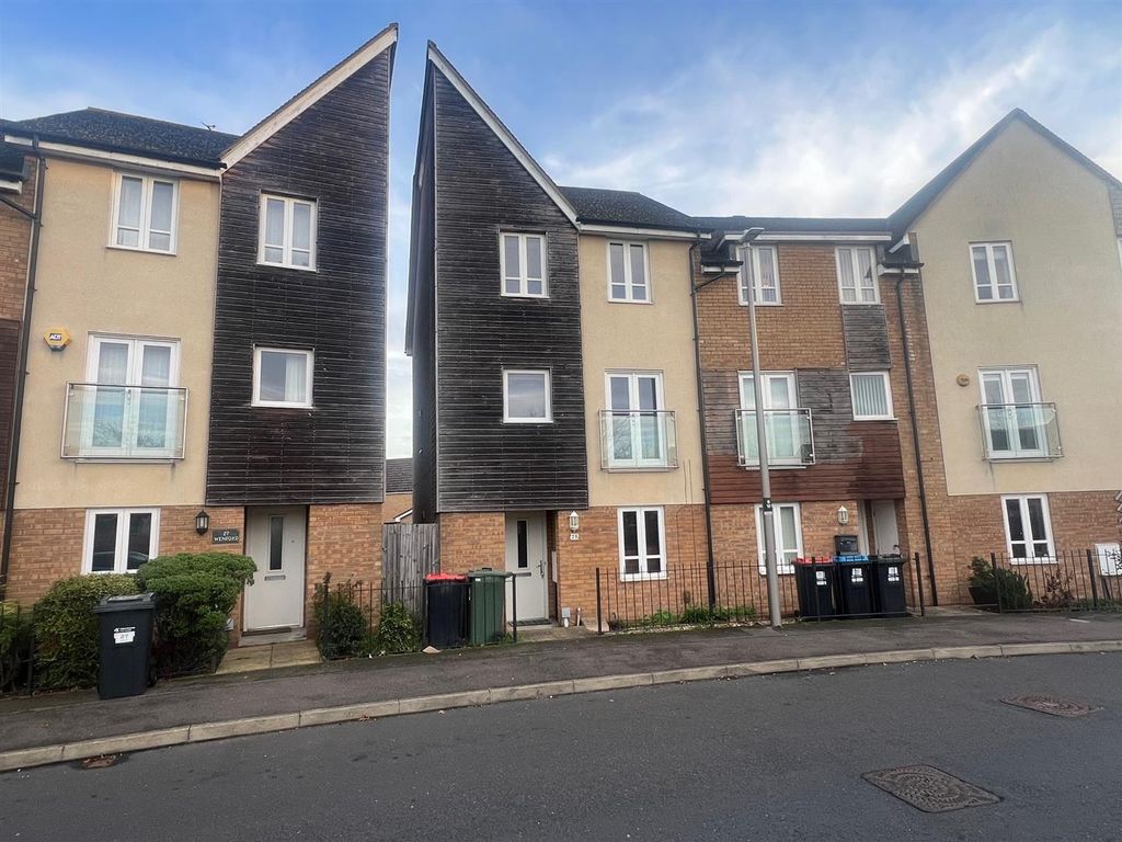 Property photo 1 of 16 Front