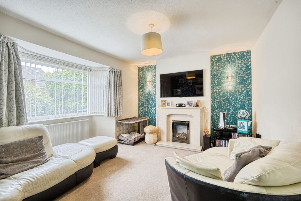 Property photo 2 of 13 Pbox-Img.Jpg