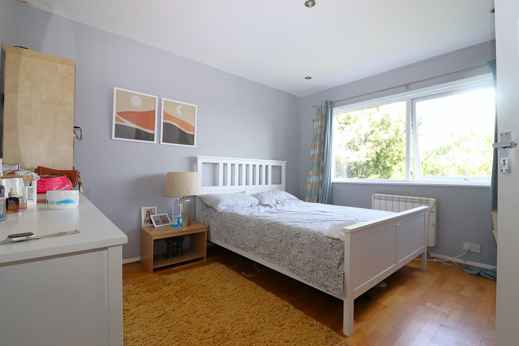 Property photo 2 of 6 Img_9084