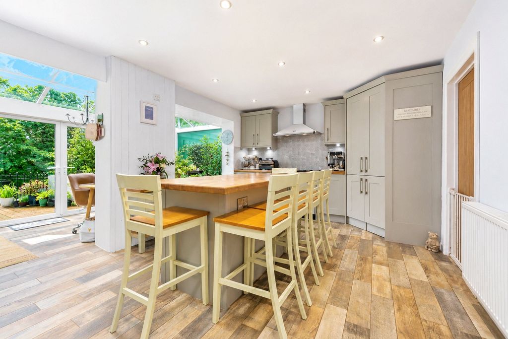 Property photo 3 of 17 Picture No. 66