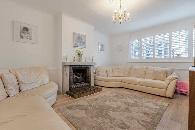 Property photo 2 of 18 Reception