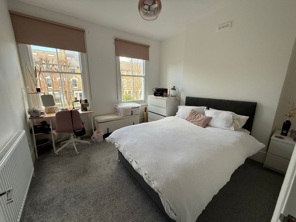 Property photo 3 of 19