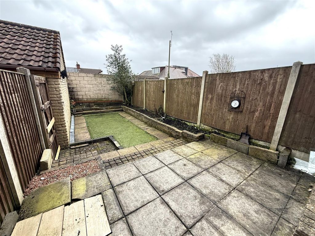 Property photo 2 of 7 High Edge 7.Jpg