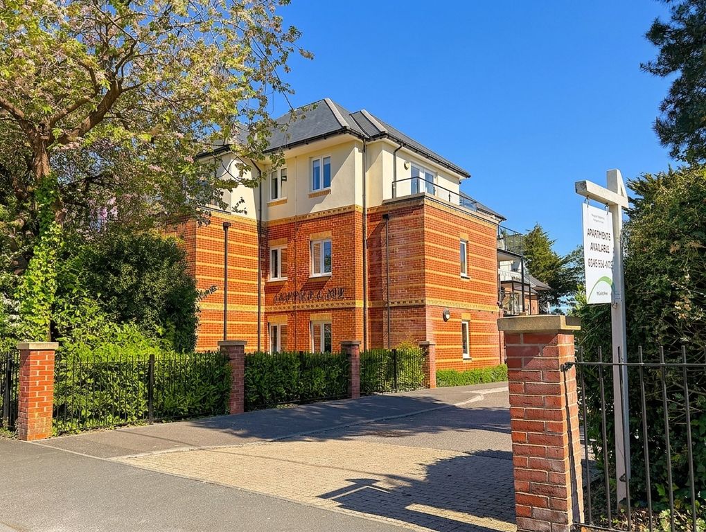 Property photo 1 of 14