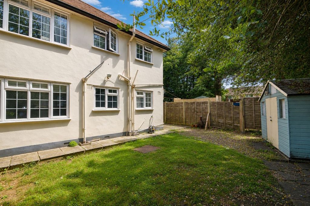 Property photo 3 of 11