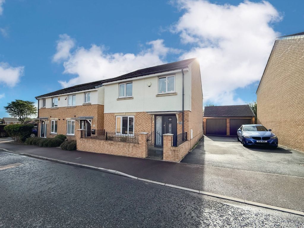 Property photo 1 of 23 External