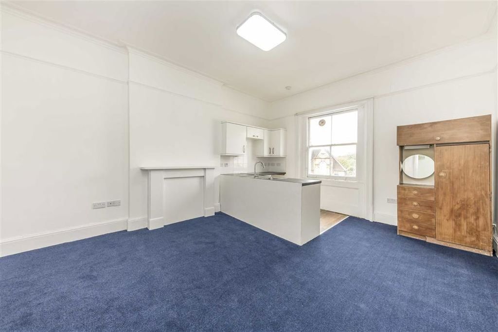 Property photo 1 of 4