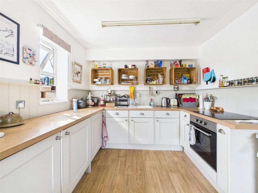 Property photo 2 of 10 Picture No. 04