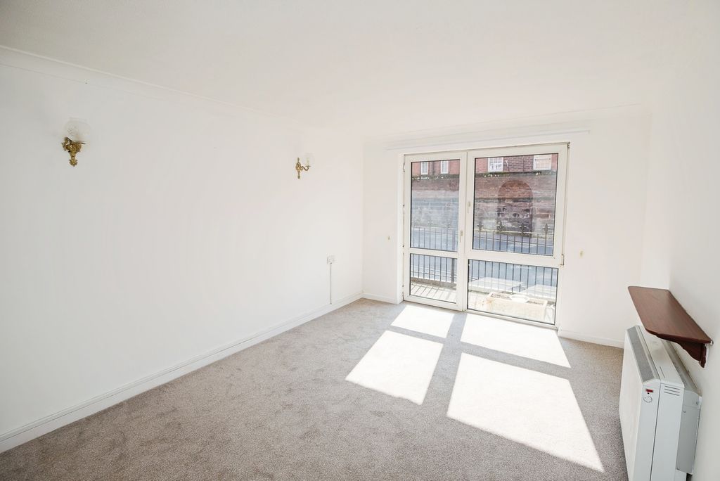 Property photo 3 of 13 Photo