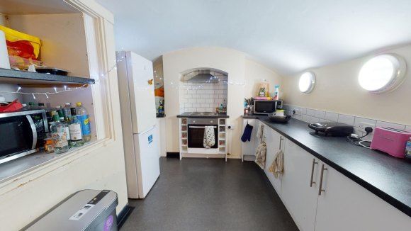 Property photo 3 of 19 9397595.Jpg