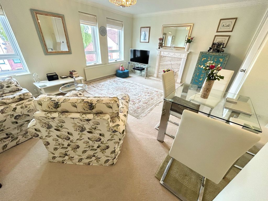 Additional image 6 of 3 bed flat for saleRuskin Court, Knutsford WA16