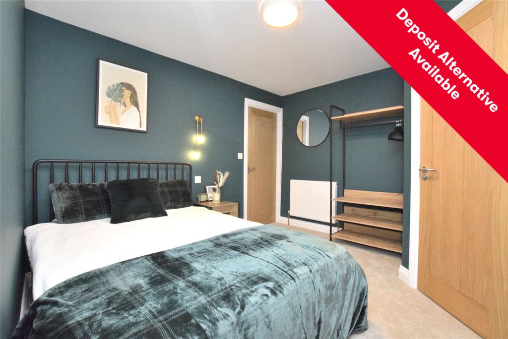 Property photo 1 of 17 Bedroom