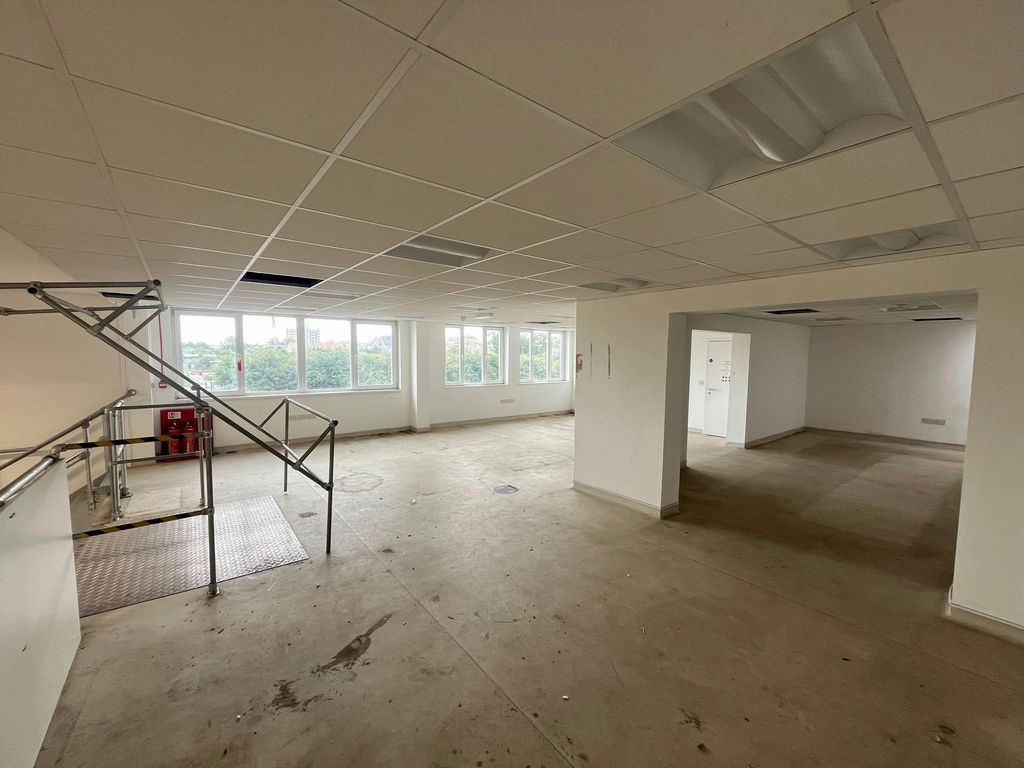 Property photo 3 of 6 003.Jpg