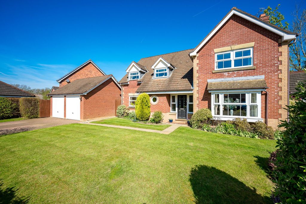 Property photo 1 of 29