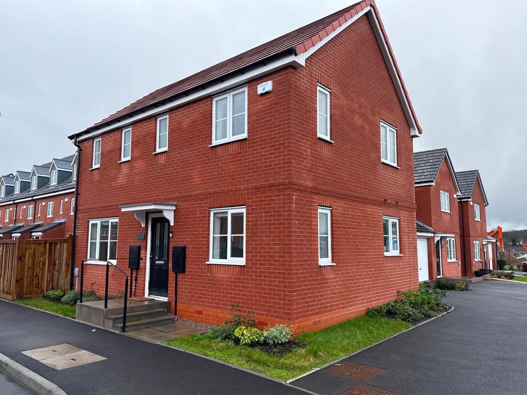 Property photo 2 of 29