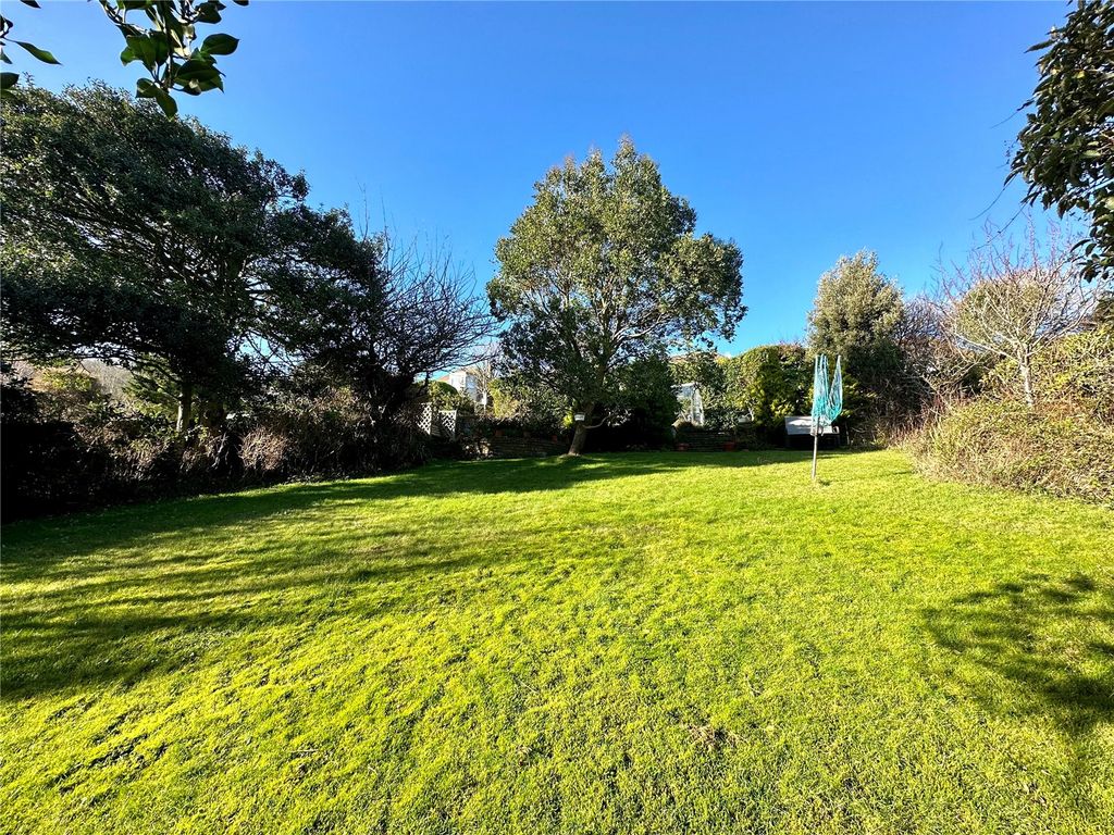 Property photo 3 of 19 Picture No. 10
