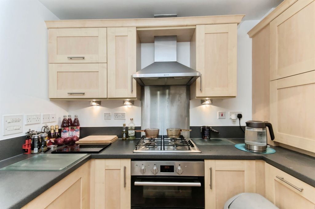 Property photo 3 of 23