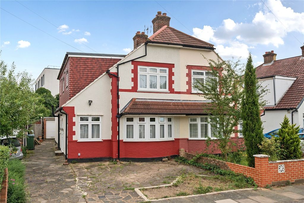 Property photo 1 of 24 Picture No. 35
